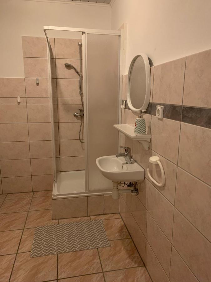 Dom Wczasowy Portowa Przystan 150M Od Plazy Mrzeżyno Exteriör bild